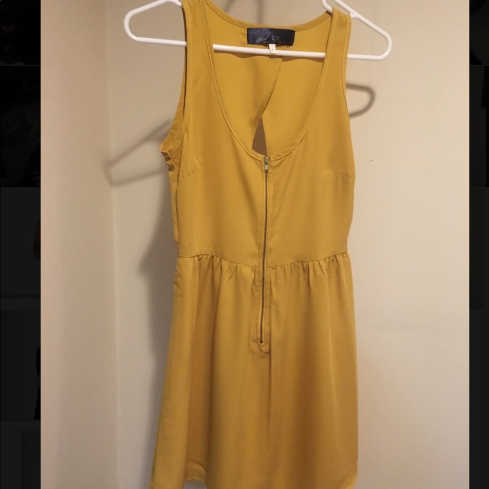 Women’s Dress